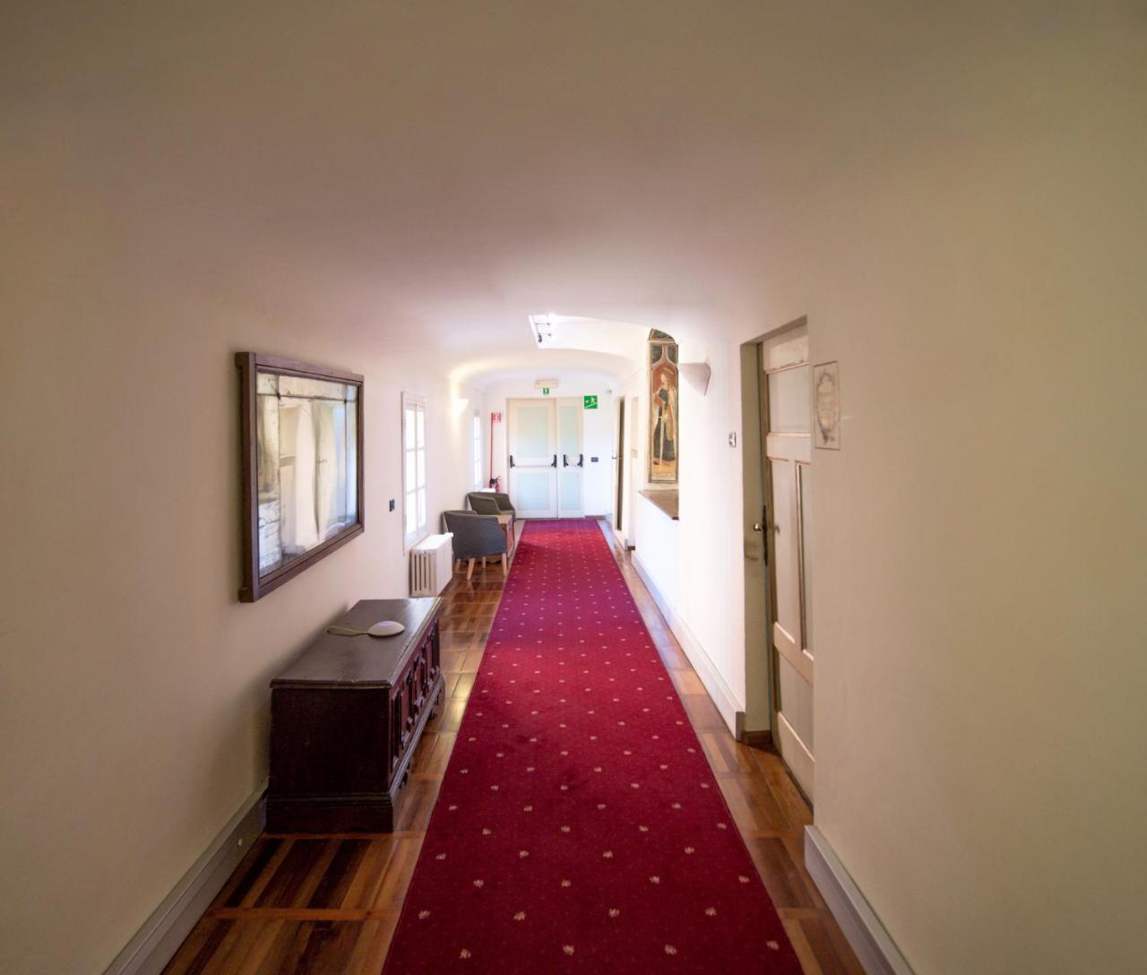 Castello Rosso Hotel Costigliole Saluzzo Exterior photo