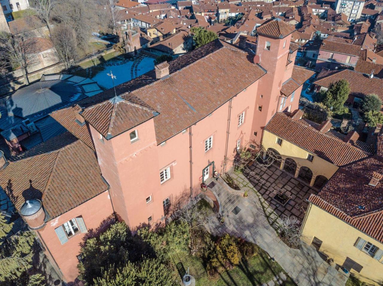 Castello Rosso Hotel Costigliole Saluzzo Exterior photo